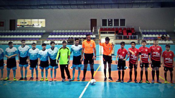 Çay İmam Hatip Ortaokulu Futsal Takımı Finalde..